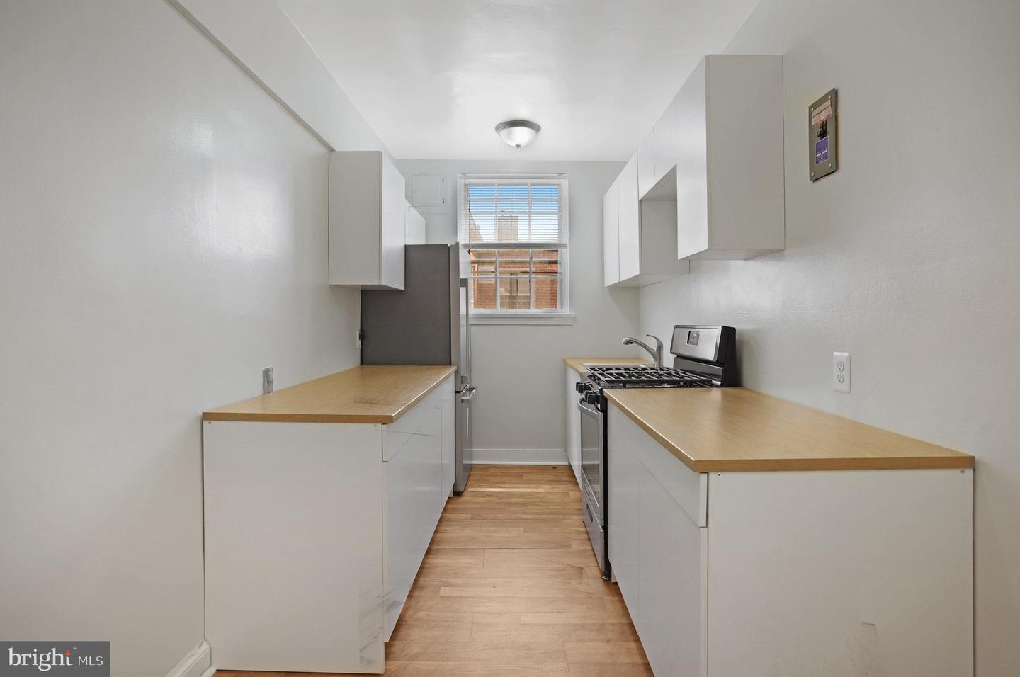 1446 Tuckerman St Nw #306 Property Photo 3
