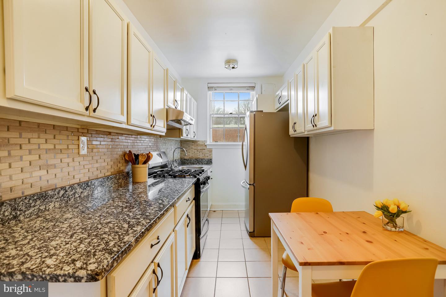 1446 TUCKERMAN ST NW #307 Property Photo 1