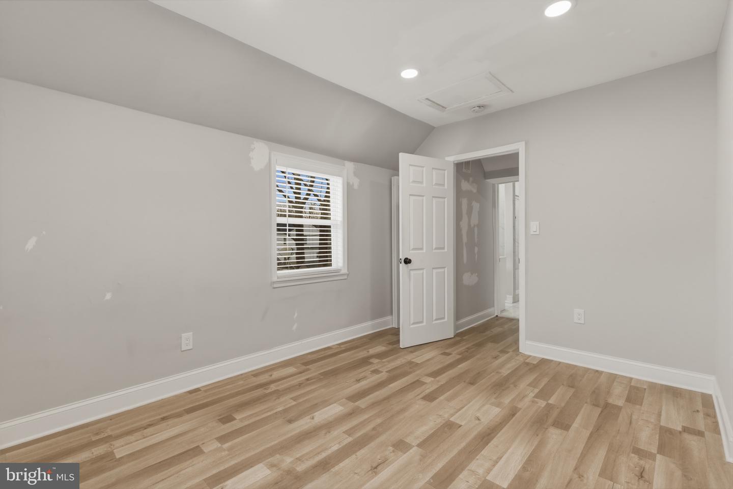 716 Croissant Pl Se Property Photo 26