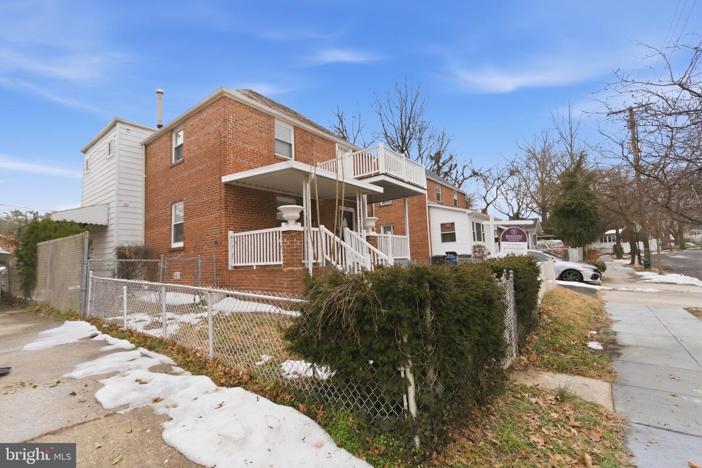 716 Croissant Pl Se Property Photo 34