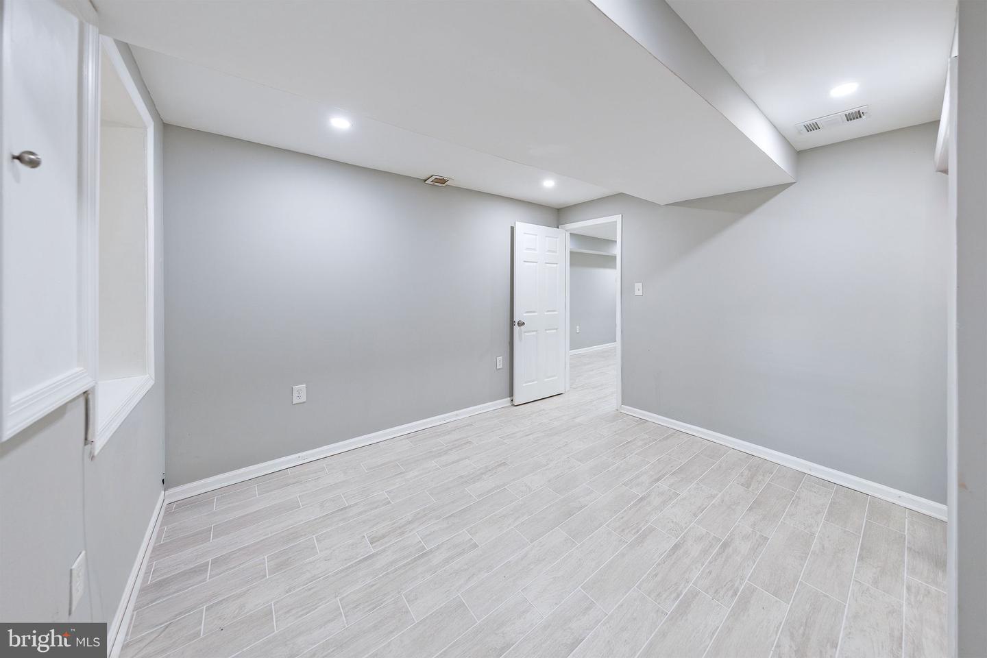 1235 Shepherd St Nw #2 Property Photo 12