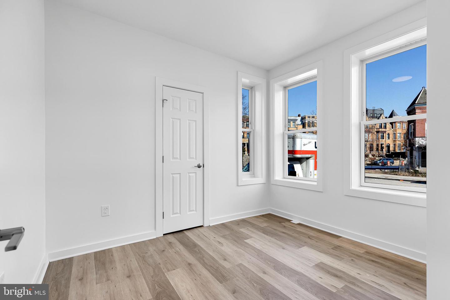 1712 3rd St Nw Property Photo 6