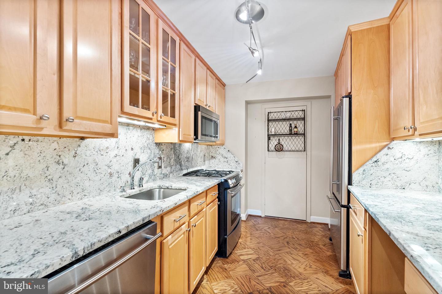 700 New Hampshire Ave Nw #320 Property Photo 12