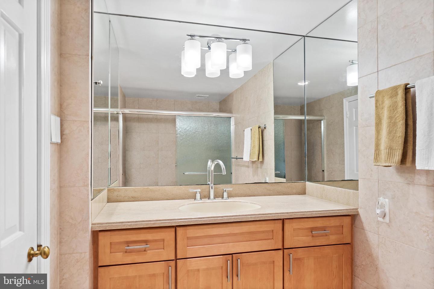 700 New Hampshire Ave Nw #320 Property Photo 23