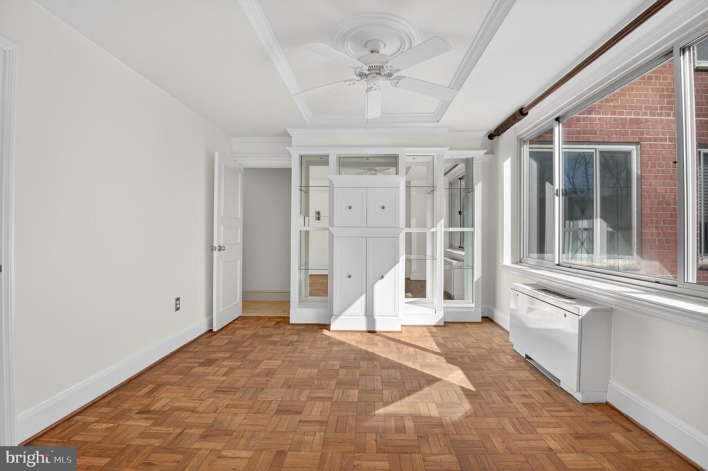 4000 Tunlaw Rd Nw #415 Property Photo 16