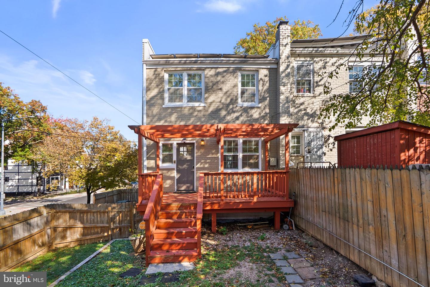 1201 Queen St Ne Property Photo 26