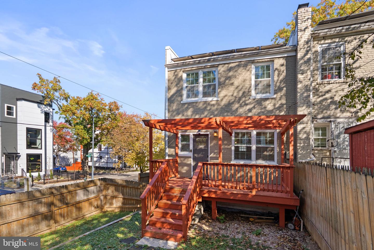 1201 Queen St Ne Property Photo 27