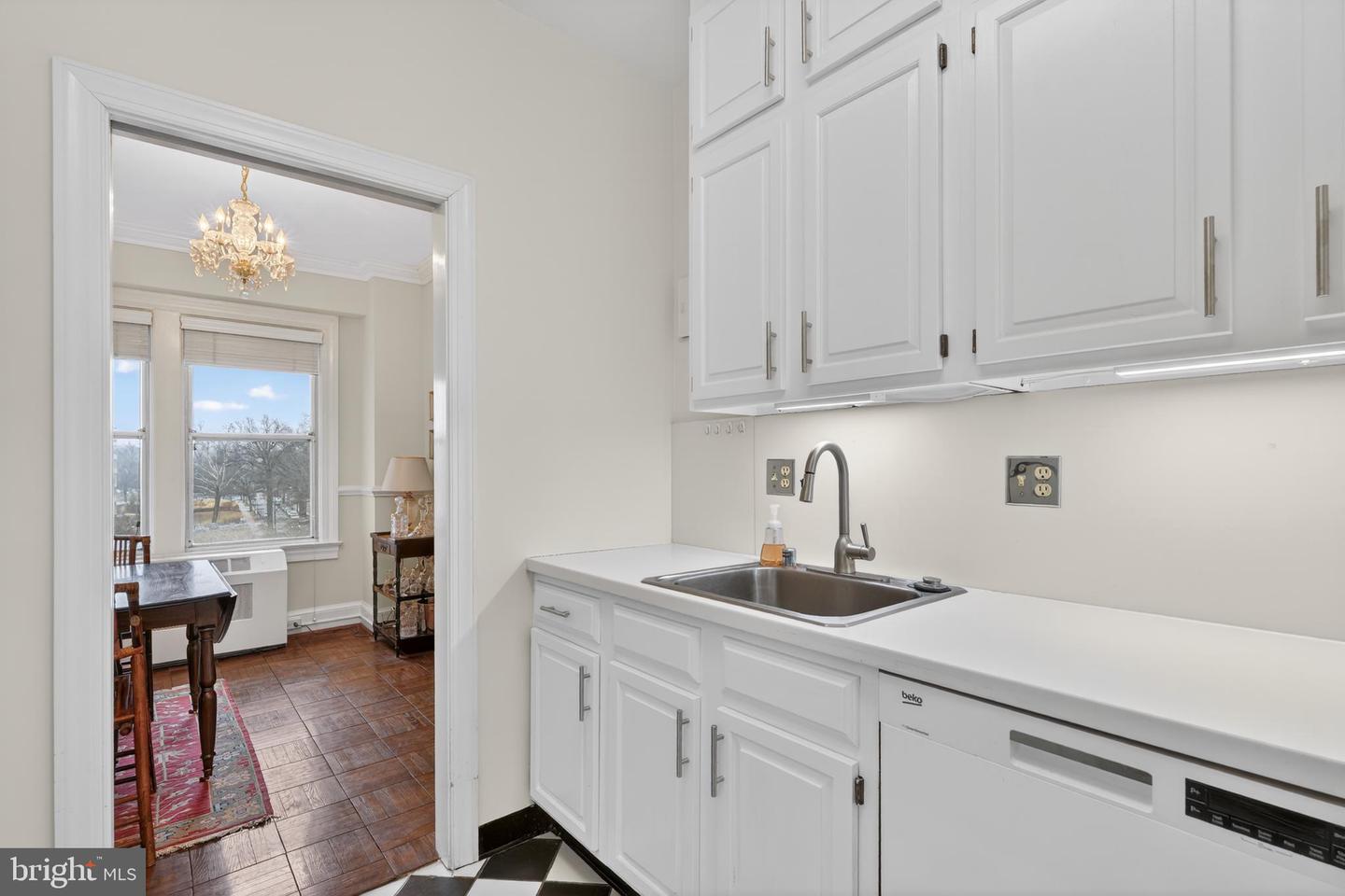 4000 Cathedral Ave Nw #406b Property Photo 14
