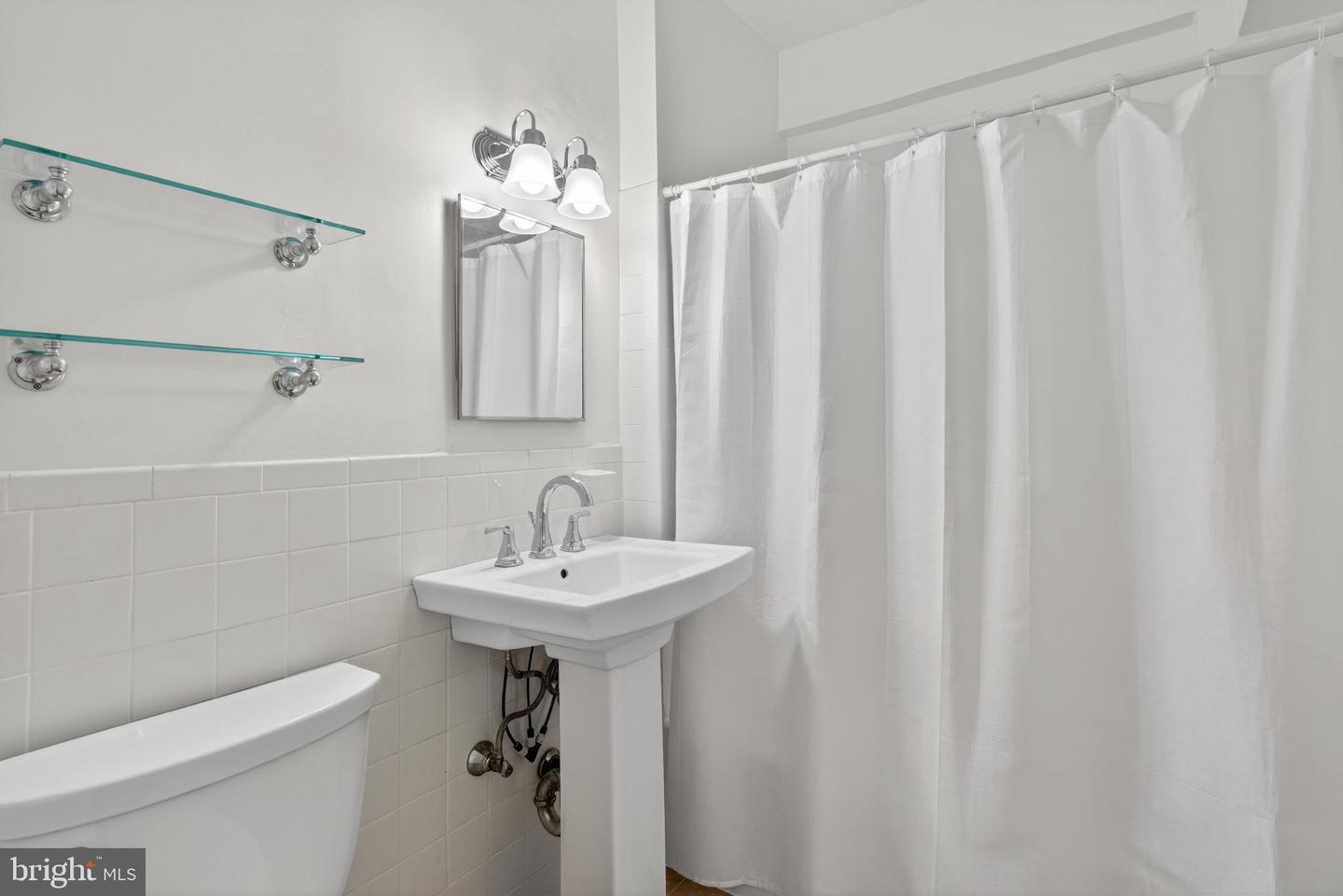 4000 Cathedral Ave Nw #406b Property Photo 20