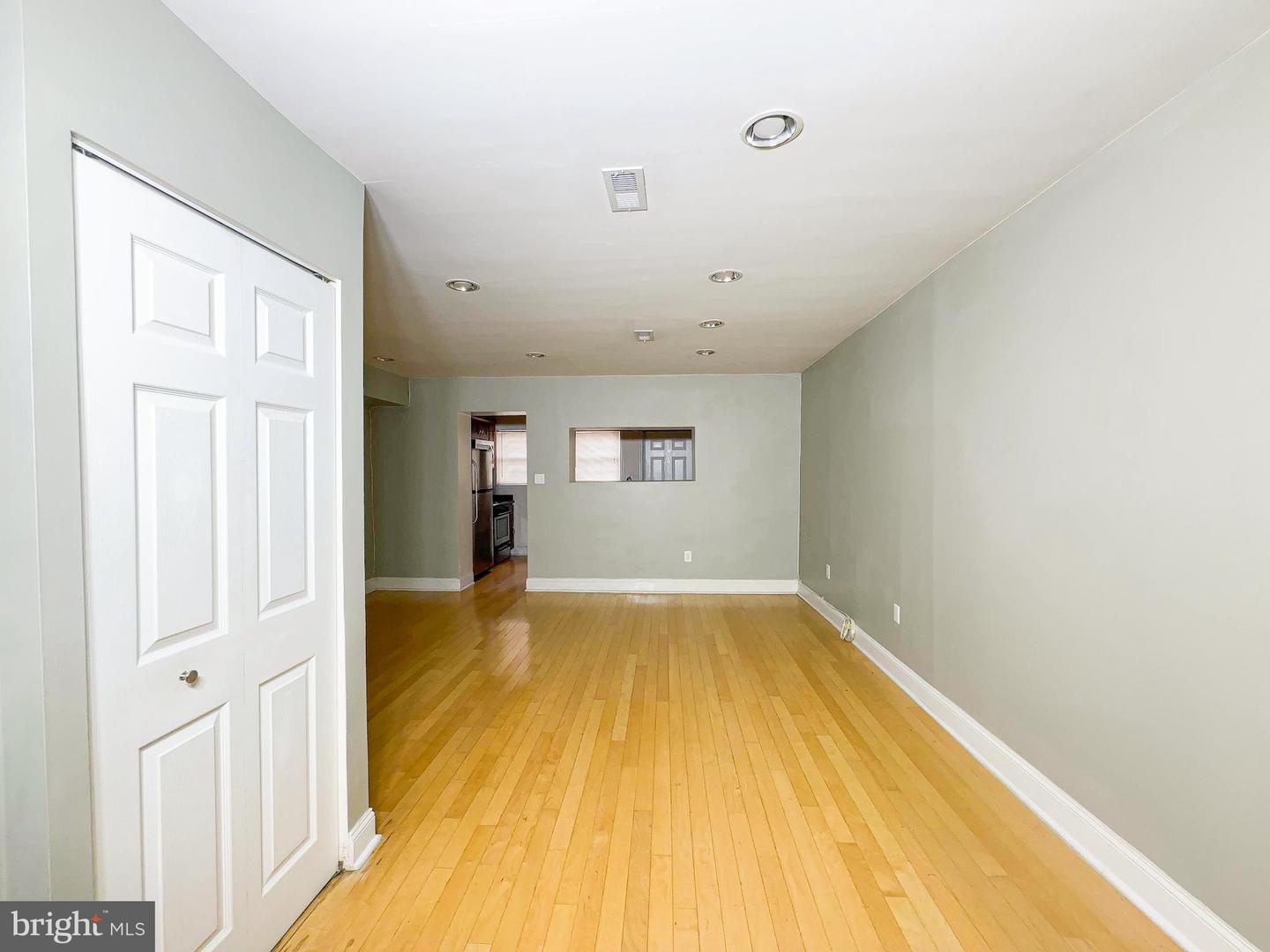 1835 D St Ne Property Photo 10