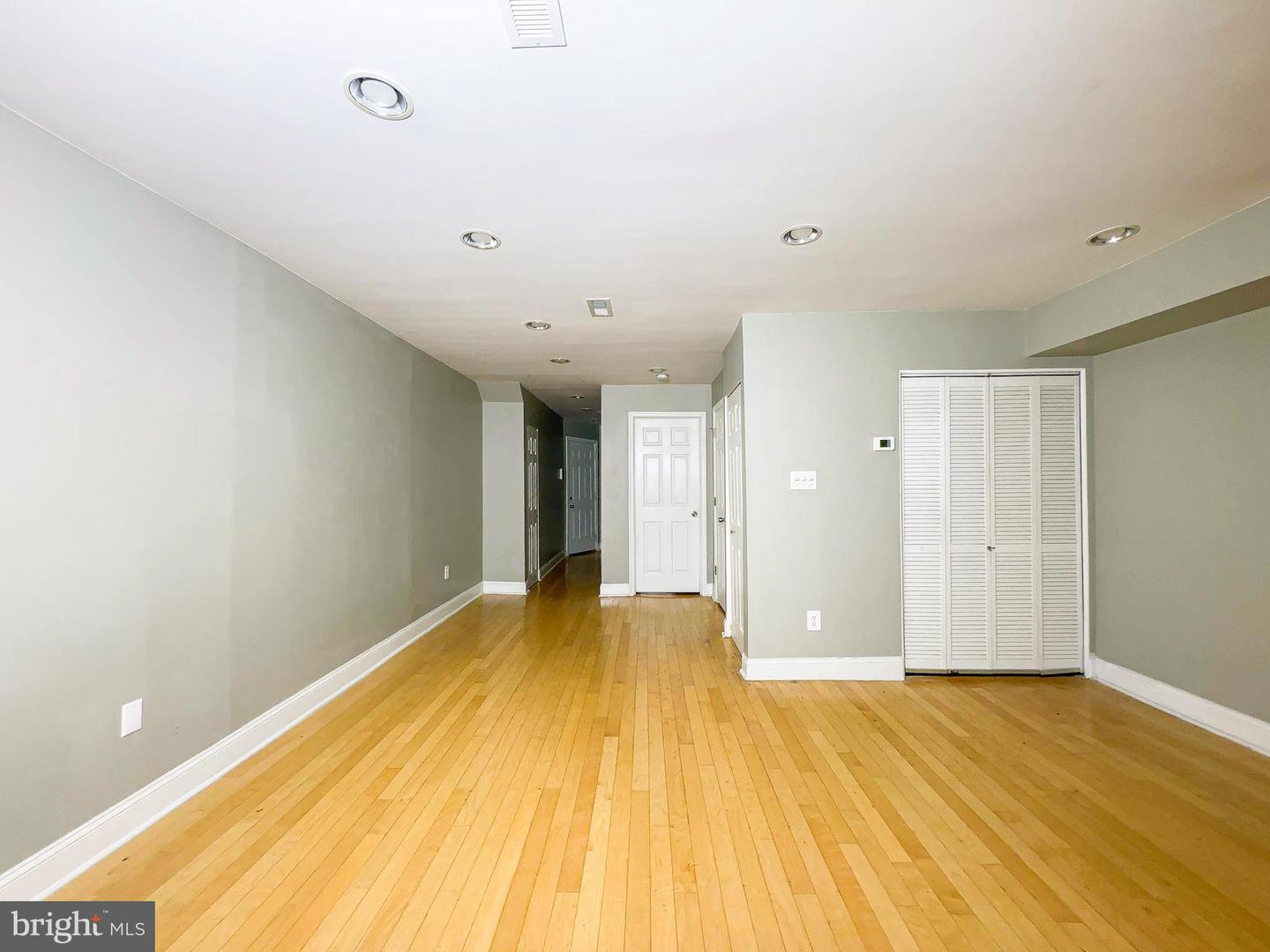 1835 D St Ne Property Photo 12