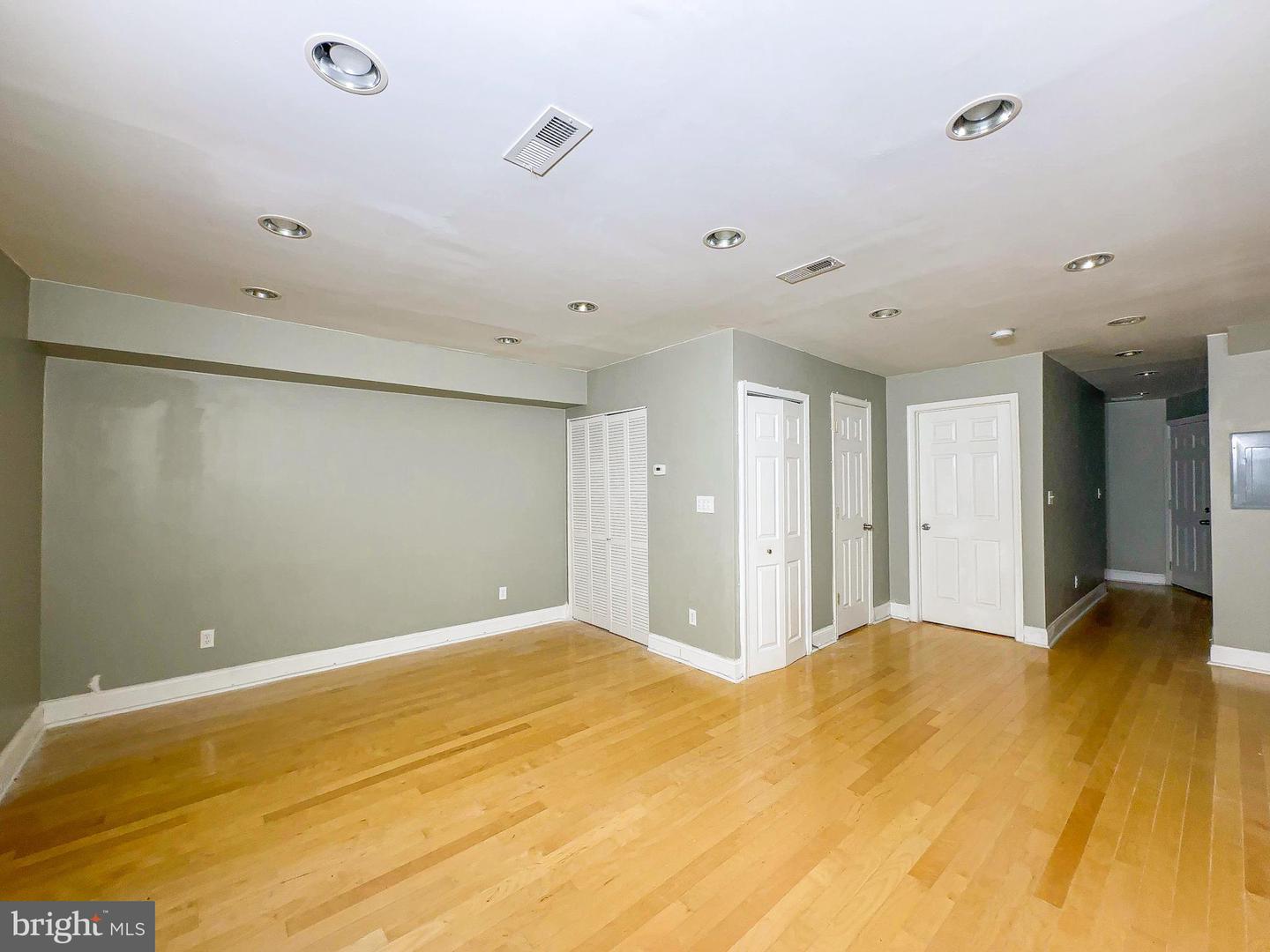 1835 D St Ne Property Photo 16