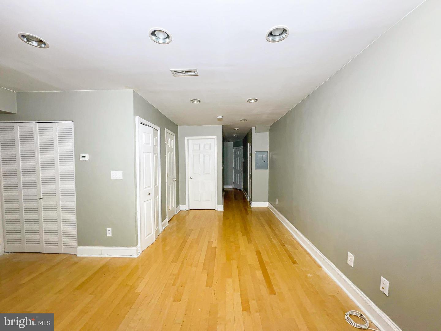 1835 D St Ne Property Photo 17