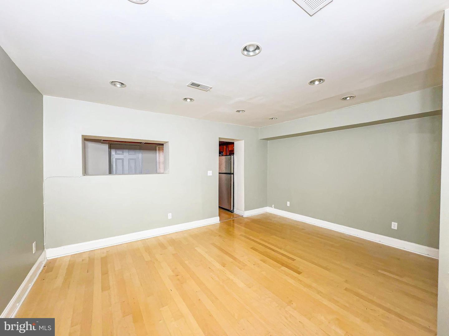 1835 D St Ne Property Photo 18