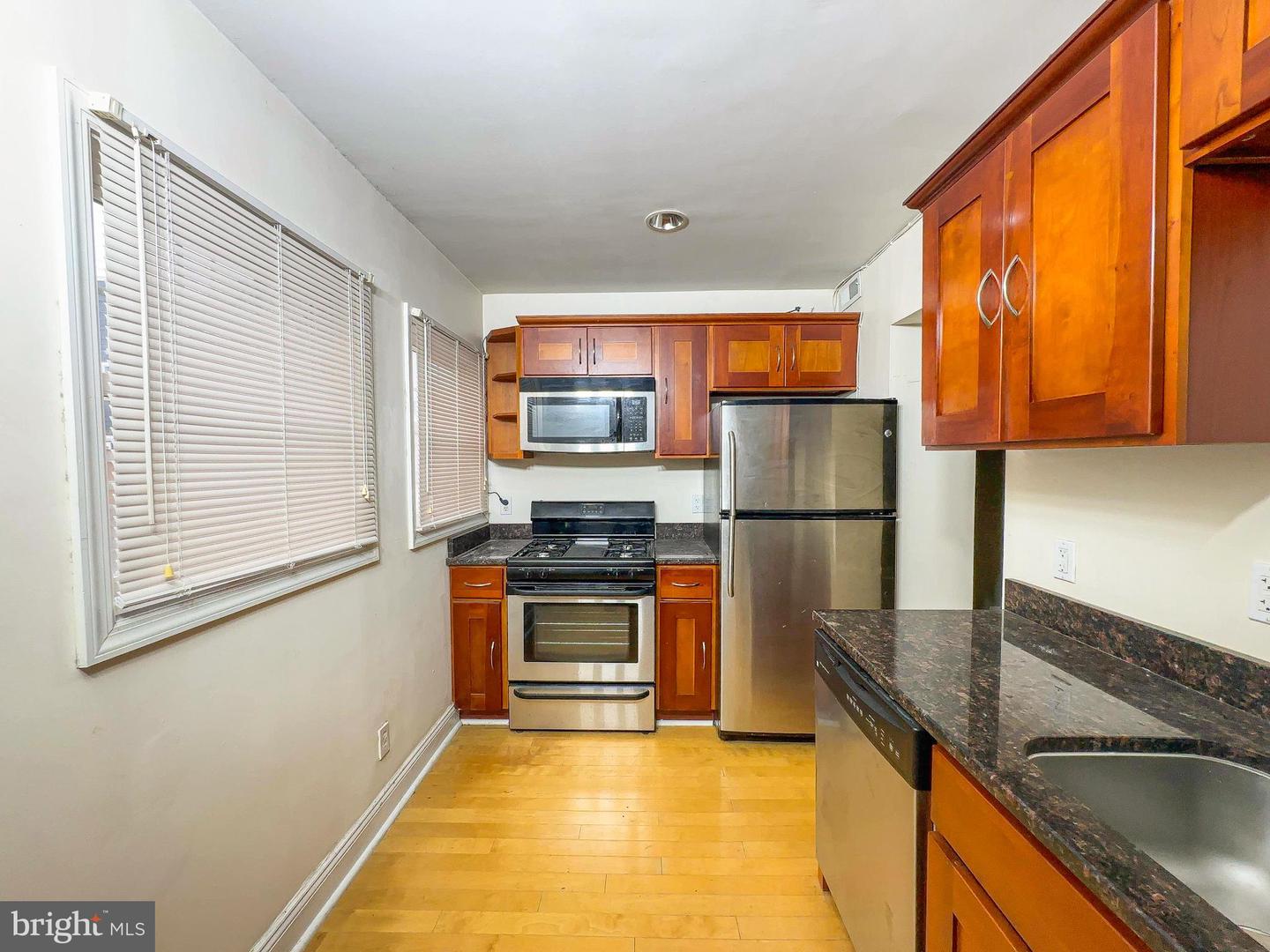 1835 D St Ne Property Photo 20