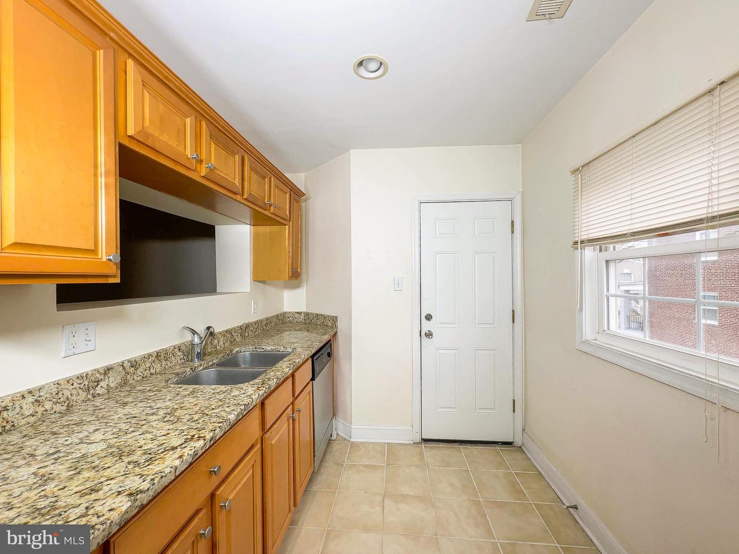 1835 D St Ne Property Photo 39