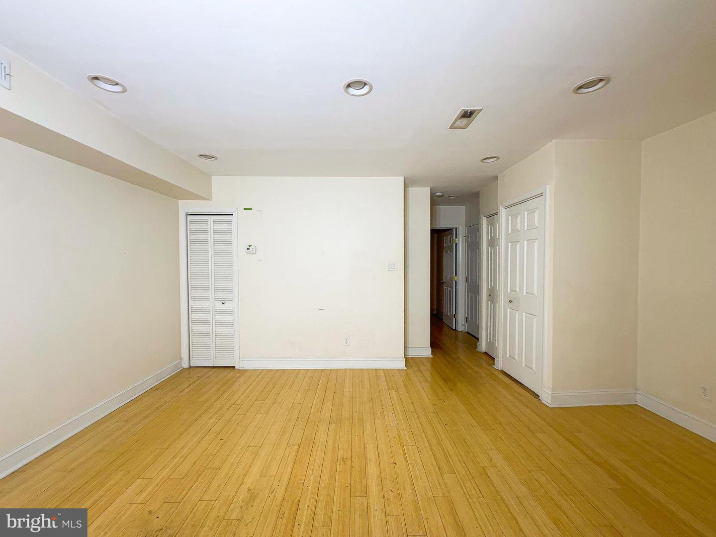 1835 D St Ne Property Photo 40