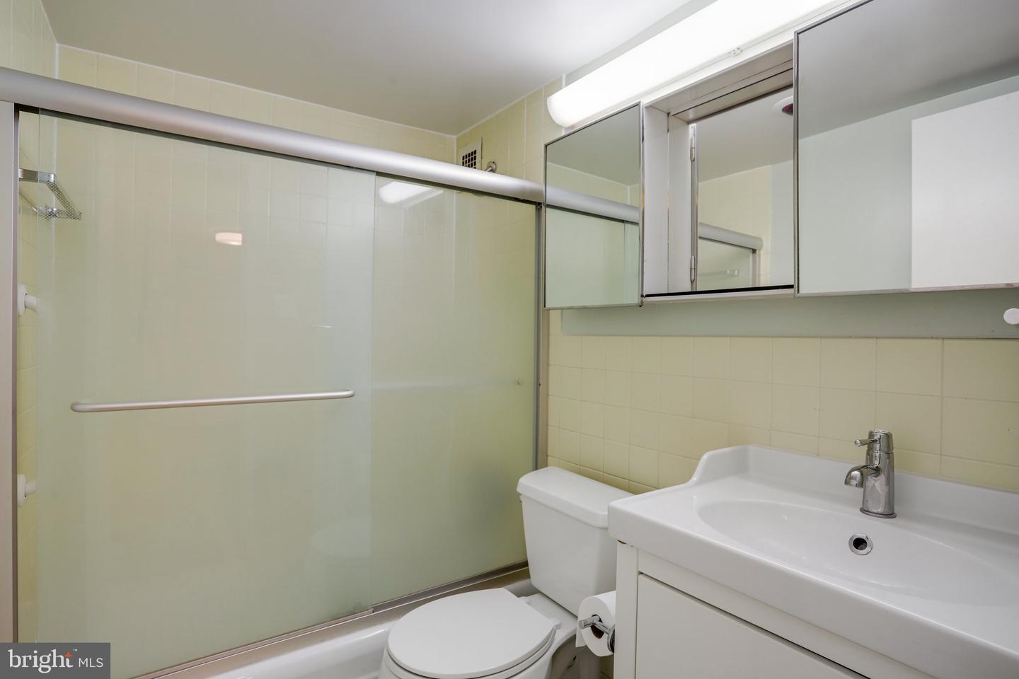 510 N St Sw #n430 Property Photo 15