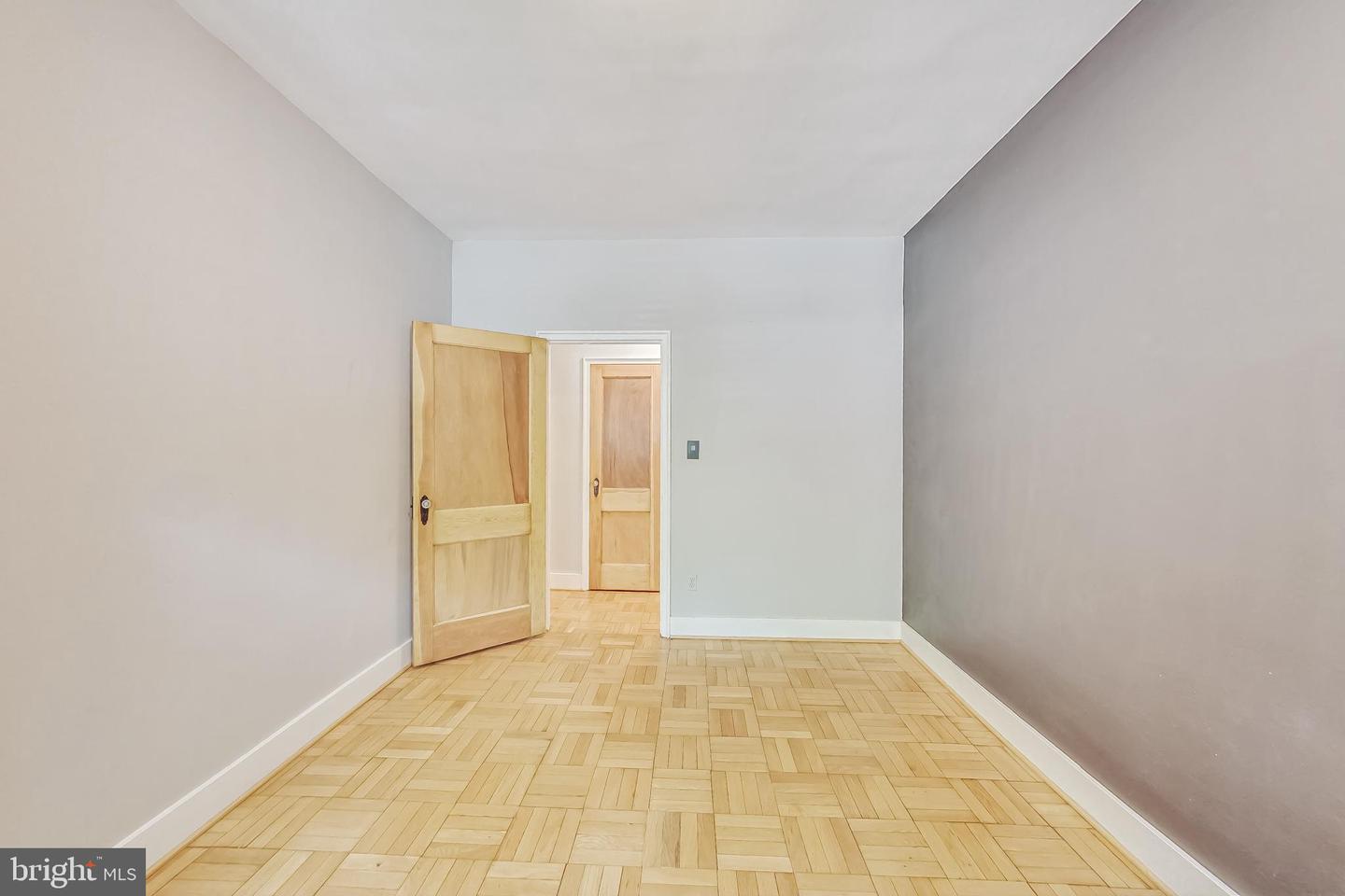 1010 25th St Nw #101 Property Photo 13