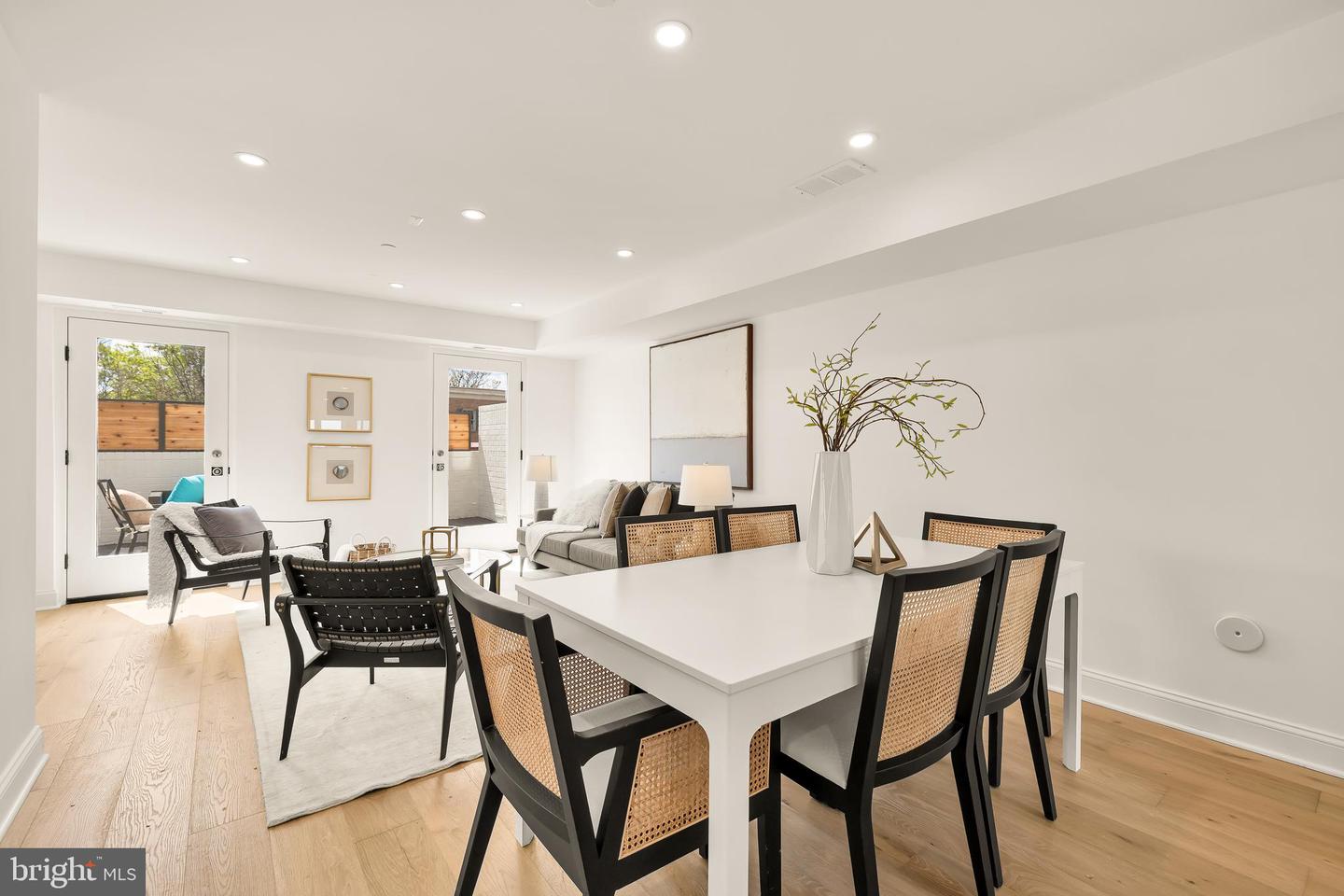 1204 Eton Ct Nw #t2 Property Photo 10