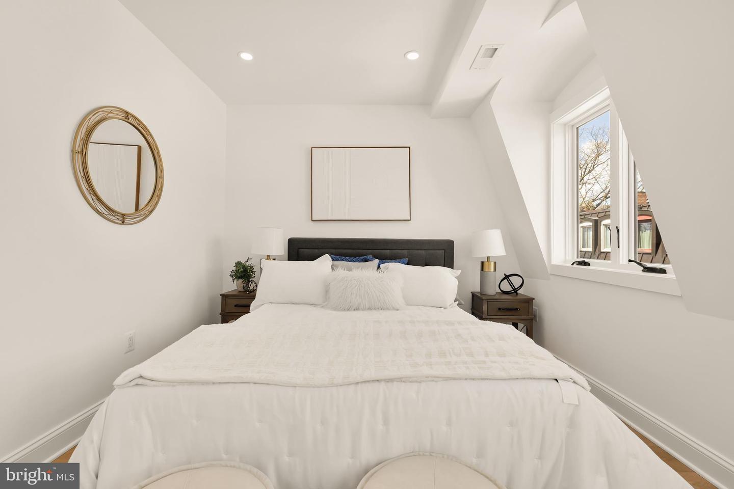 1204 Eton Ct Nw #t2 Property Photo 33