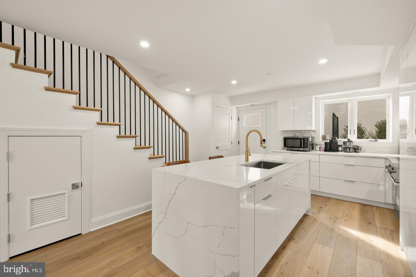 1202 Potomac St Nw #t6 Property Photo 7