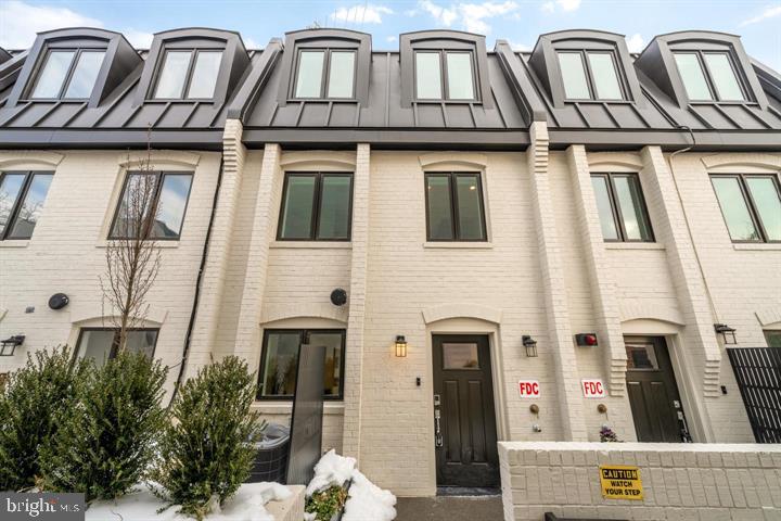 1202 Potomac St Nw #t6 Property Photo 21