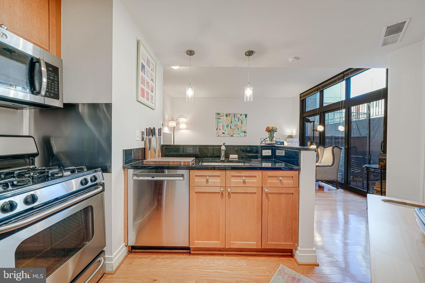 2120 Vermont Ave Nw #16 Property Photo 8