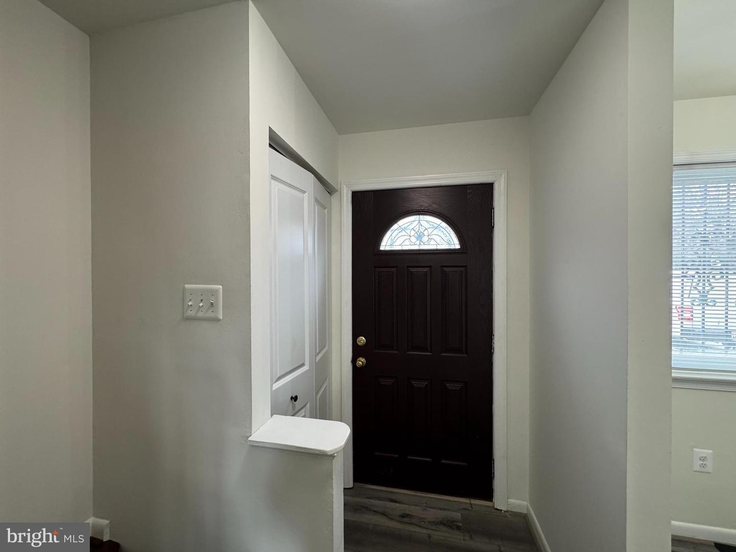 1126 Barnaby Ter Se Property Photo 20