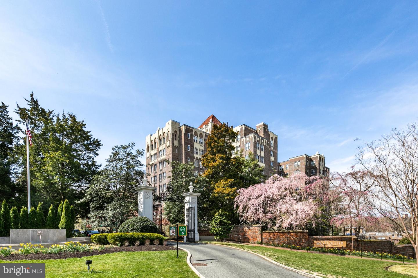 4000 CATHEDRAL AVE NW #346B Property Photo 1