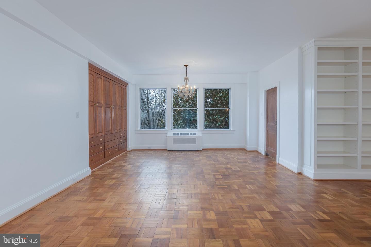 4000 Cathedral Ave Nw #346b Property Photo 4