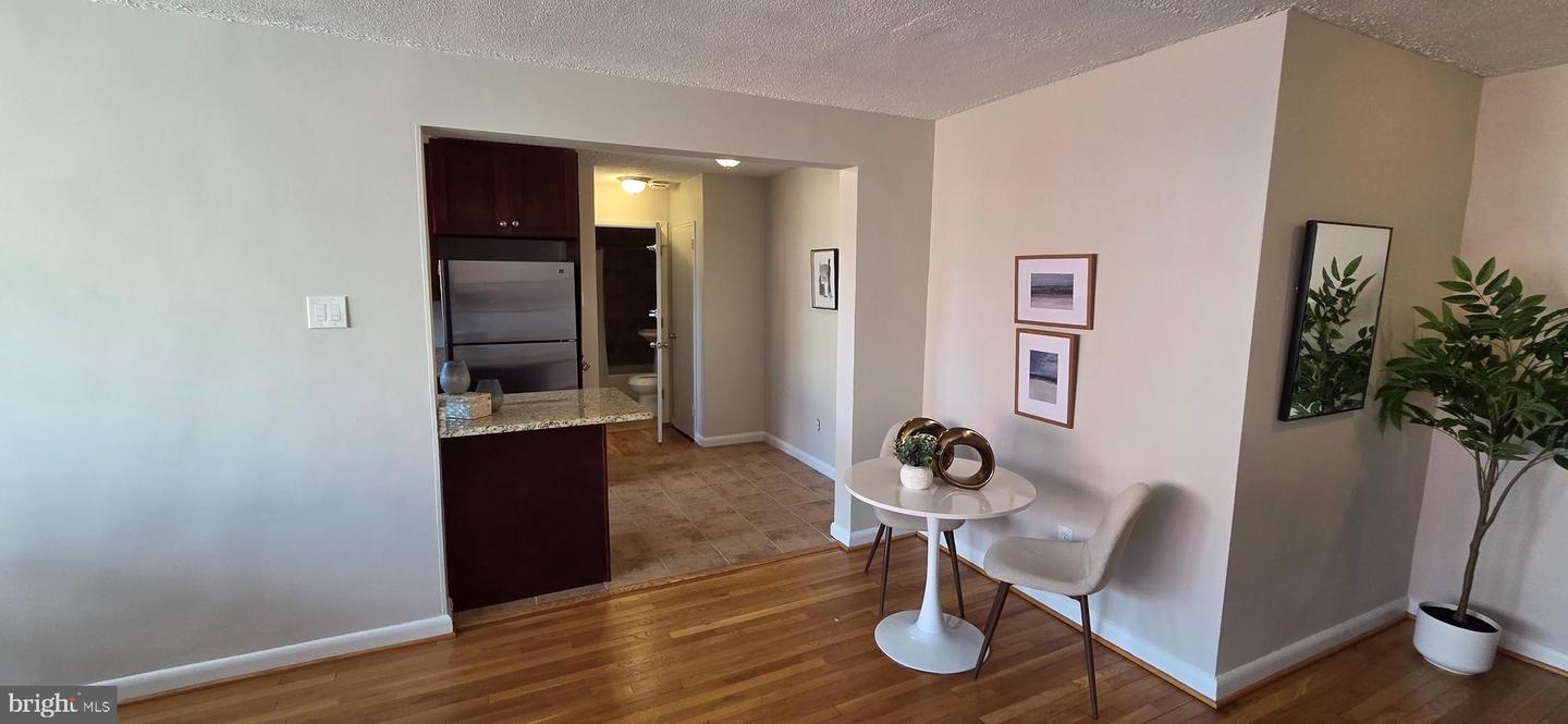 305 C St Ne #202 Property Photo 10