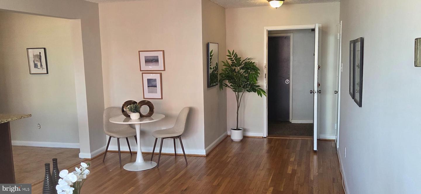 305 C St Ne #202 Property Photo 12