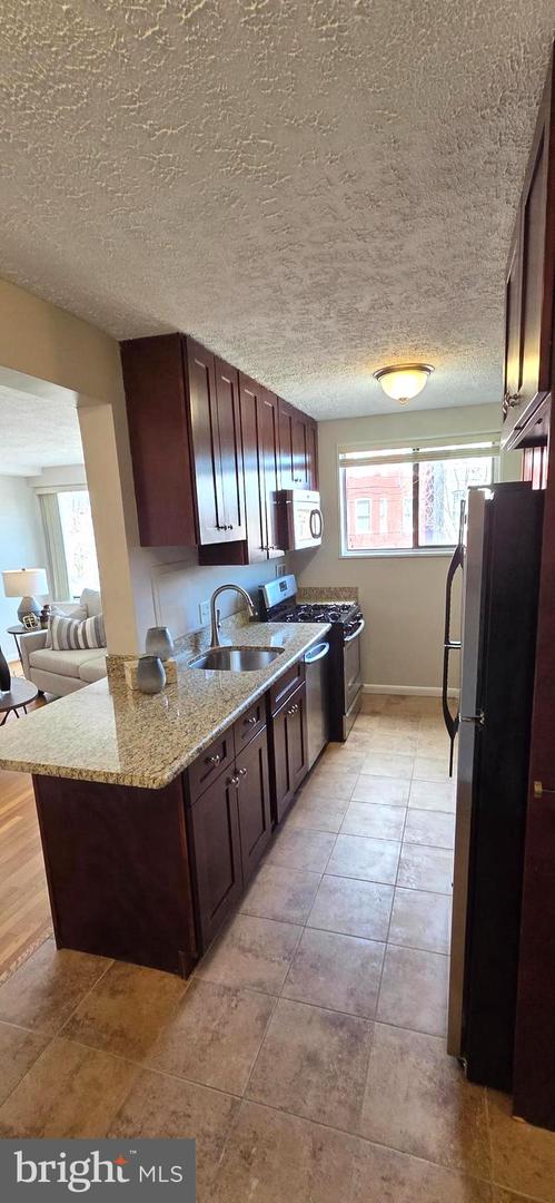 305 C St Ne #202 Property Photo 13