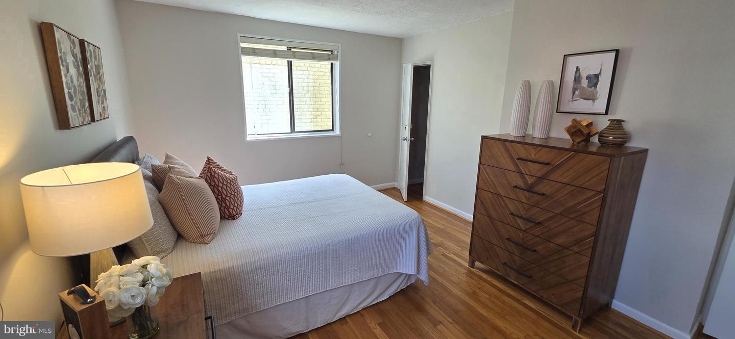 305 C St Ne #202 Property Photo 21