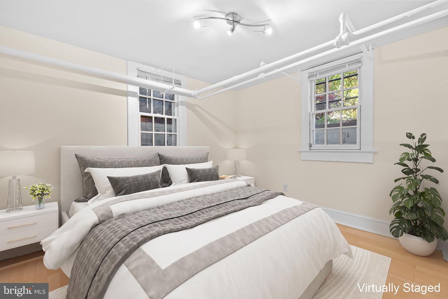 3001 Porter St Nw #100 Property Photo 7
