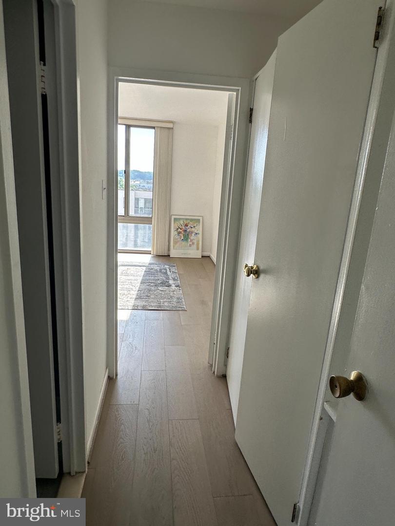 950 25th St Nw #721n Property Photo 12