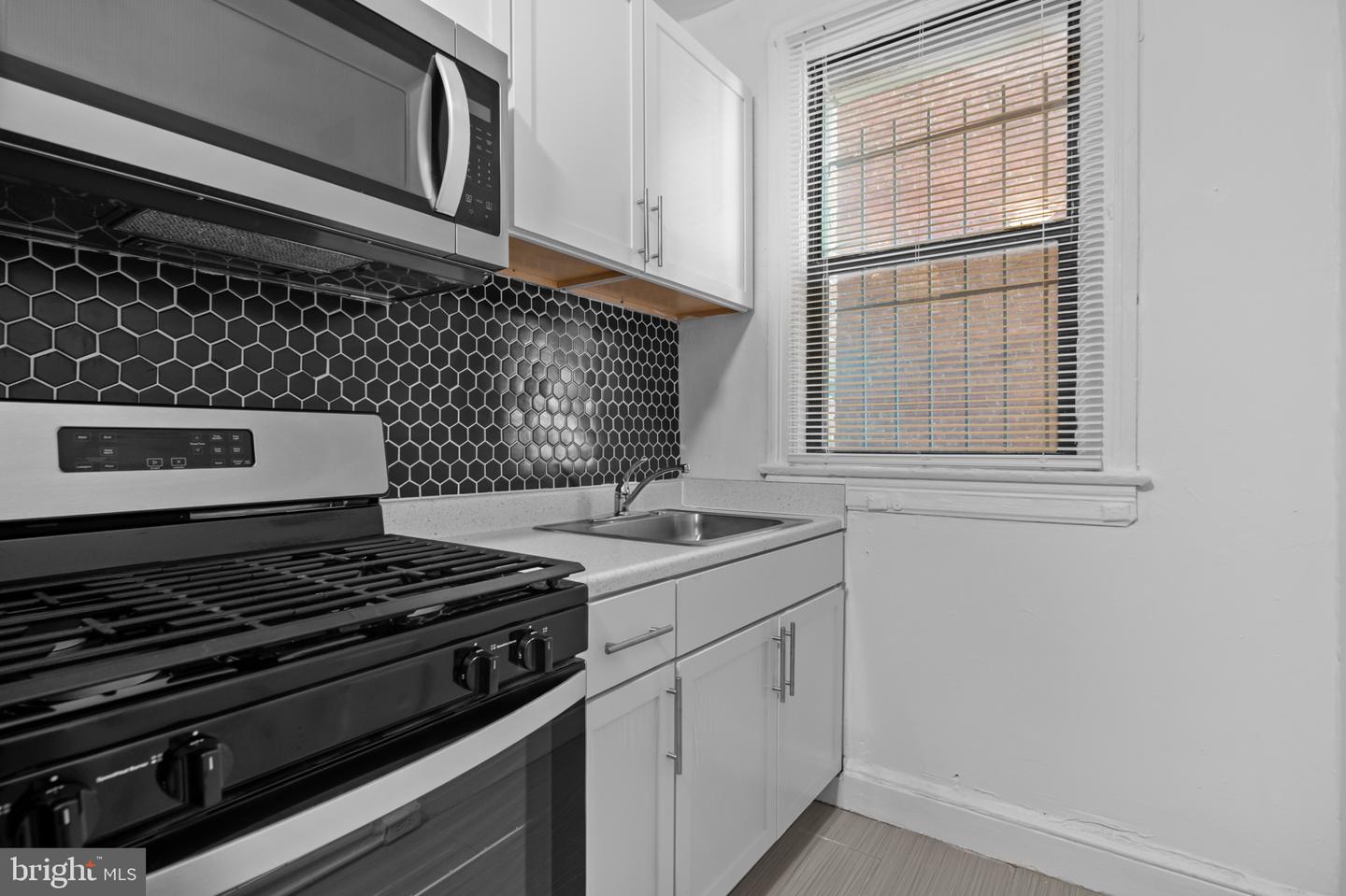1457 Park Rd Nw #107 Property Photo 18