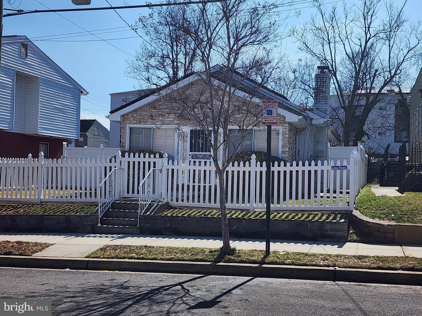 5221 CALL PL SE Property Photo 1