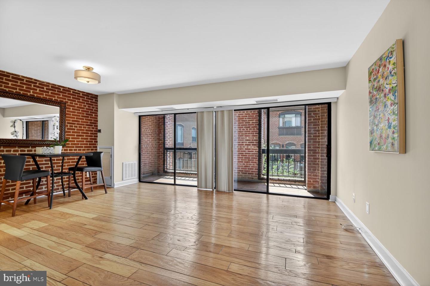3225 Grace St Nw #101 Property Photo 5