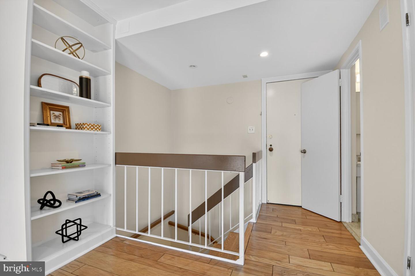 3225 Grace St Nw #101 Property Photo 15