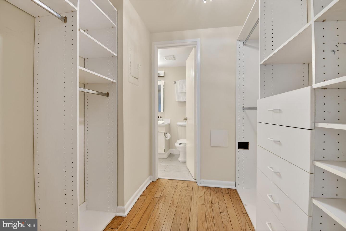 3225 Grace St Nw #101 Property Photo 23