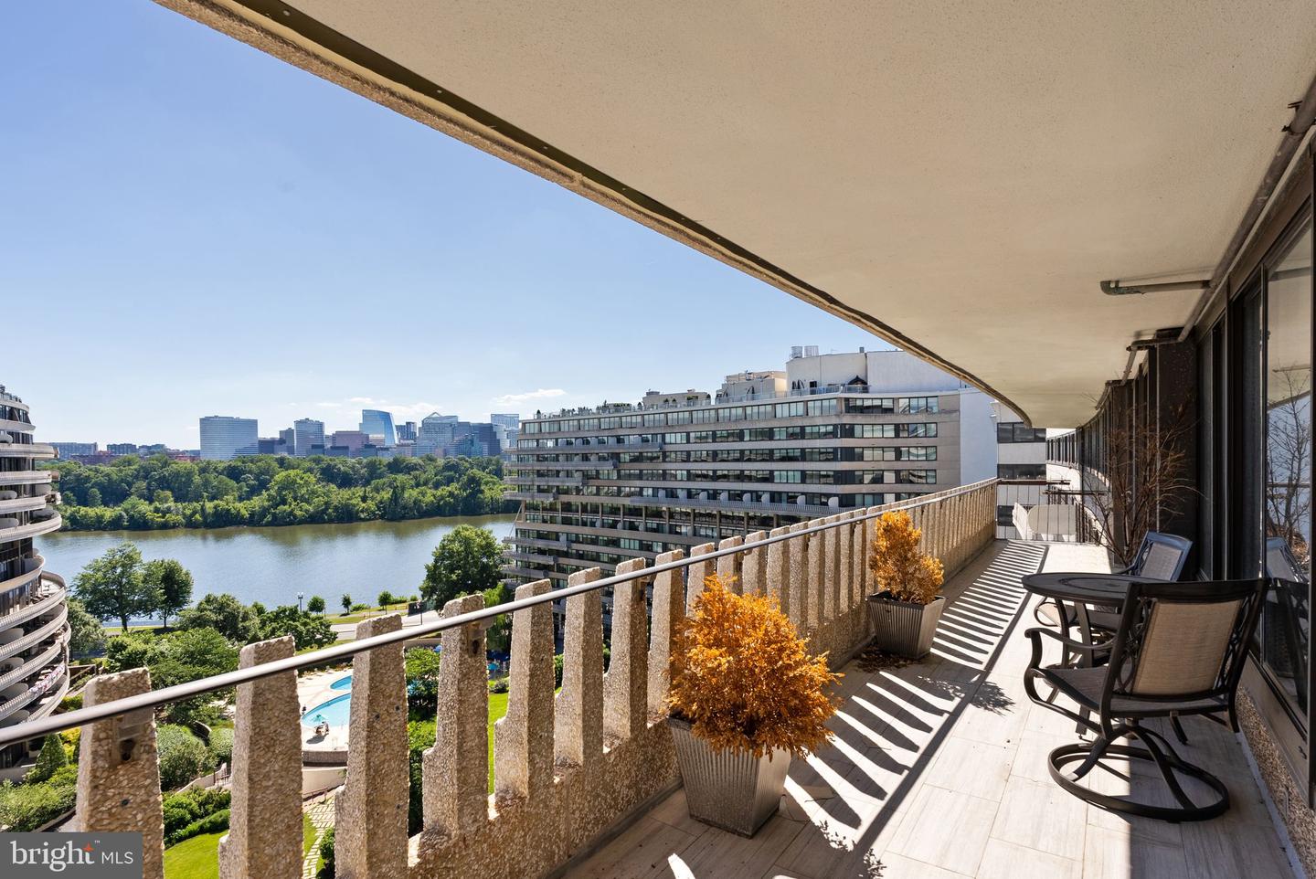 2510 Virginia Ave Nw #1102-n Property Photo 6