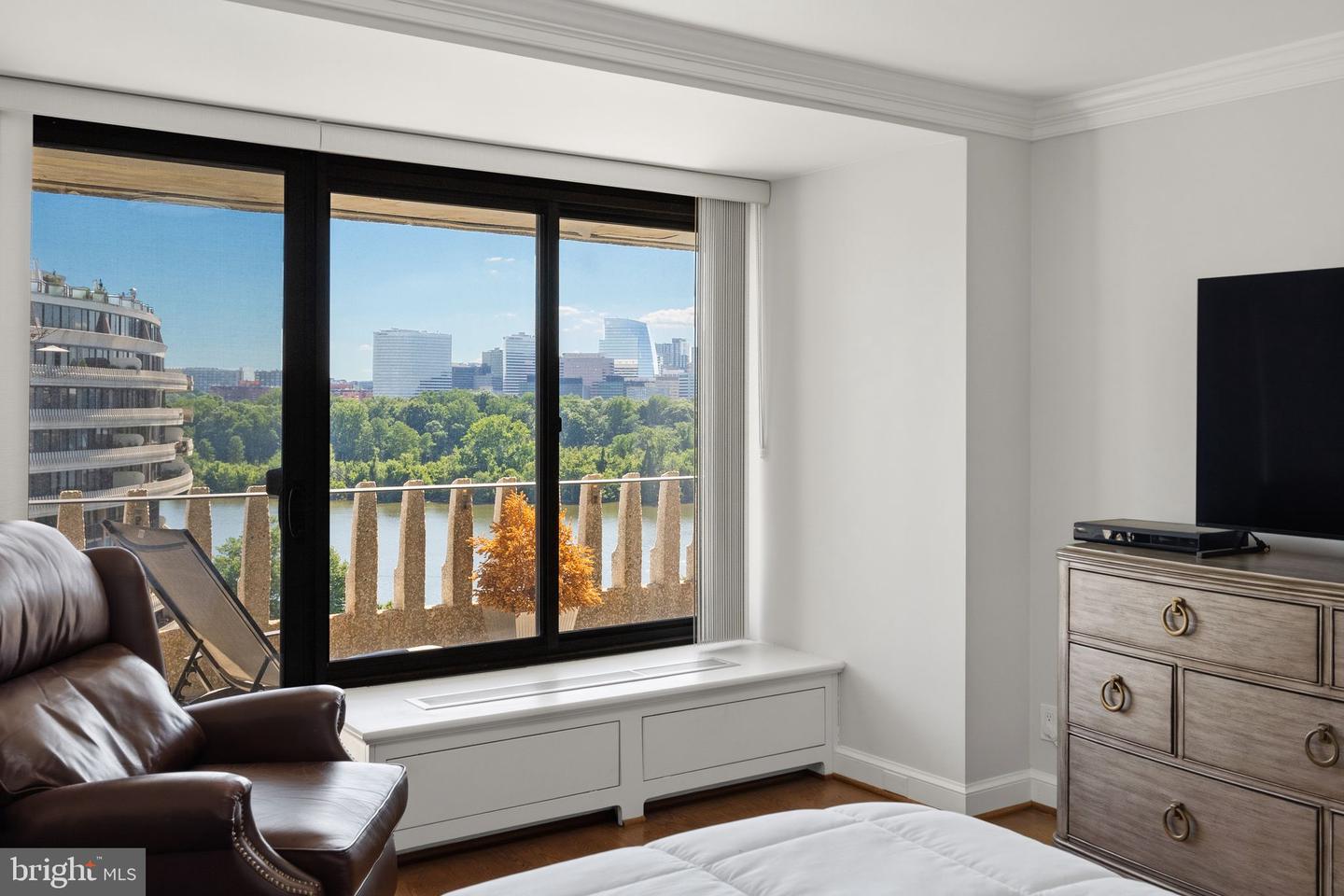 2510 Virginia Ave Nw #1102-n Property Photo 16