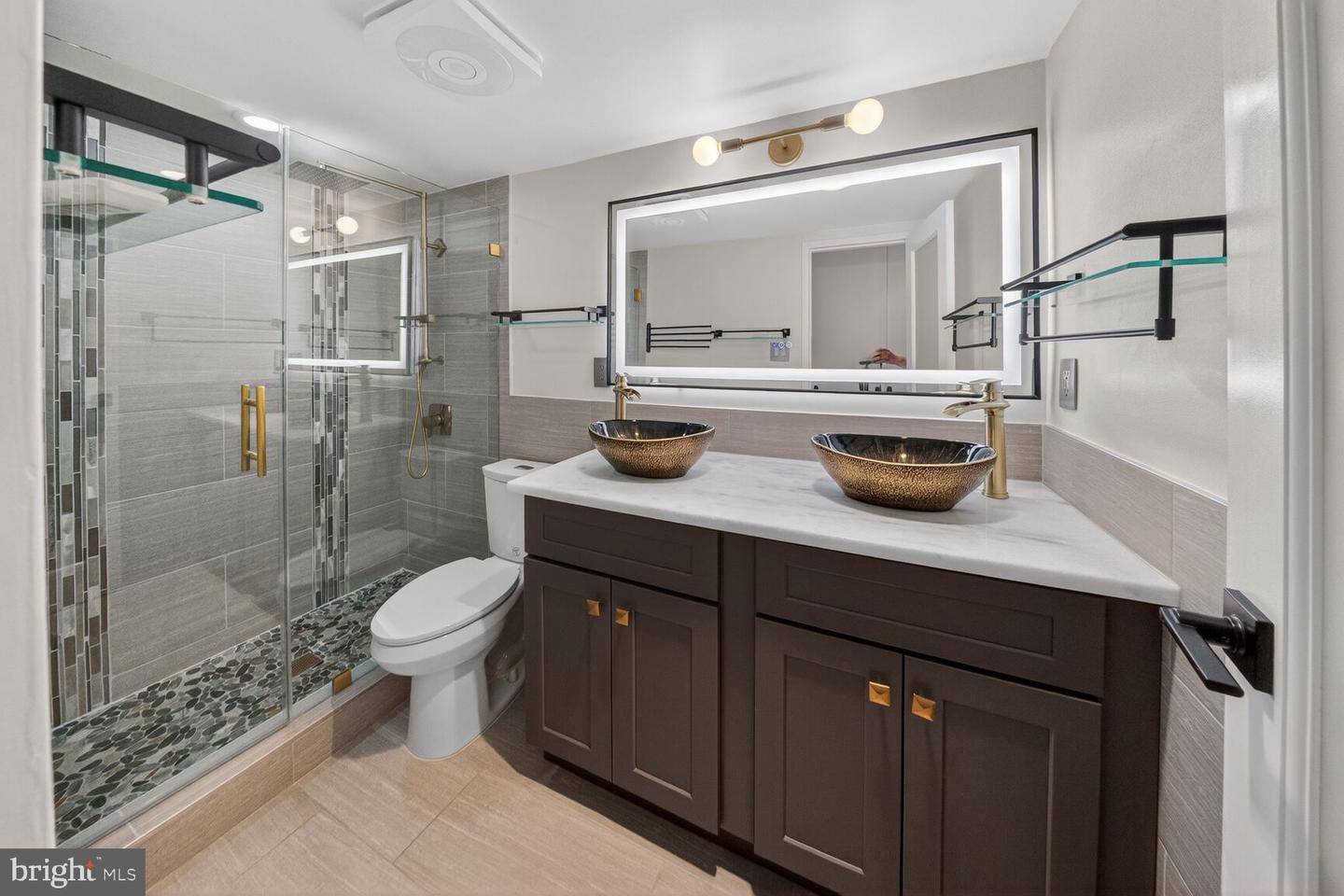 4201 Cathedral Ave Nw #222w Property Photo 16