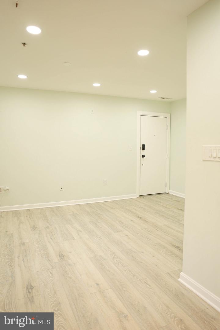 4124 Ames St Ne #13 Property Photo 1