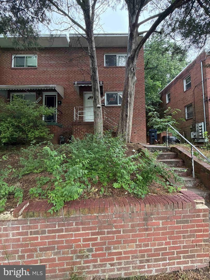 4226 Livingston Rd Se Property Photo 1