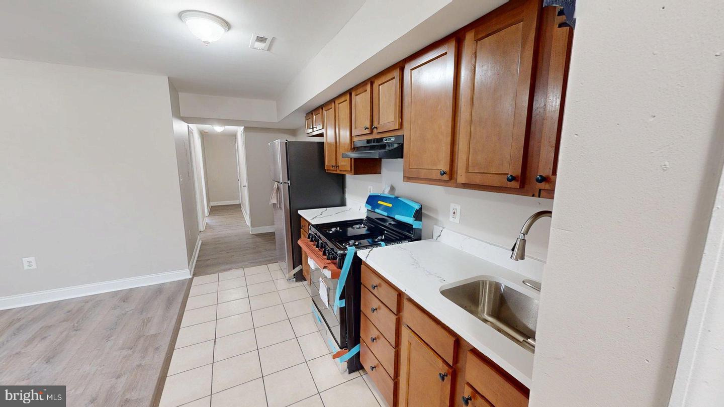 1211 18th Pl Ne Property Photo 6