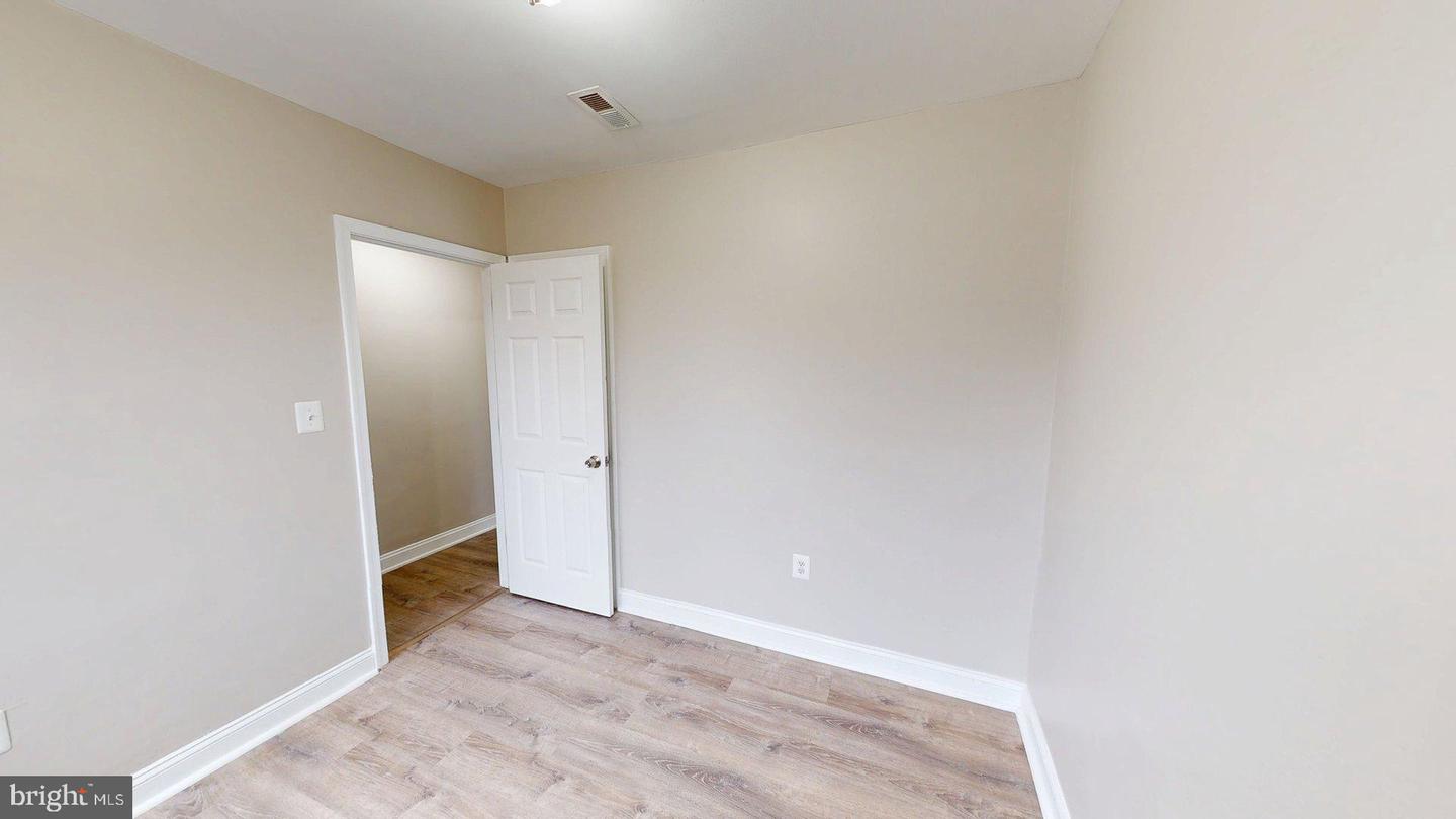 1211 18th Pl Ne Property Photo 12