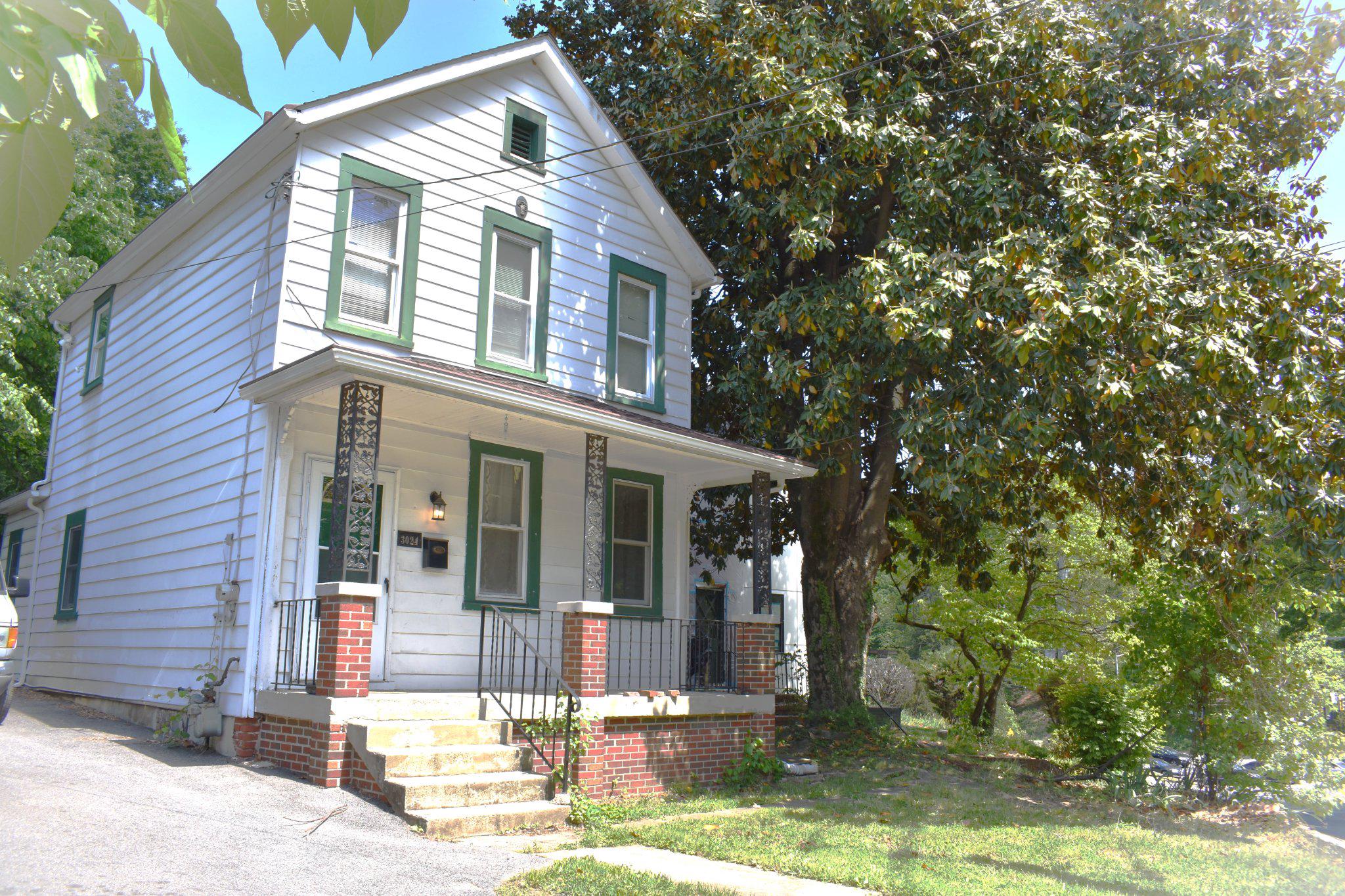 3024 Stanton Rd Se Property Photo 2